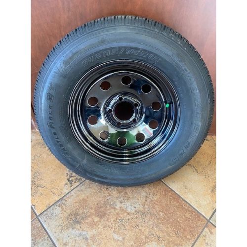 ST205-75R15 Chrome